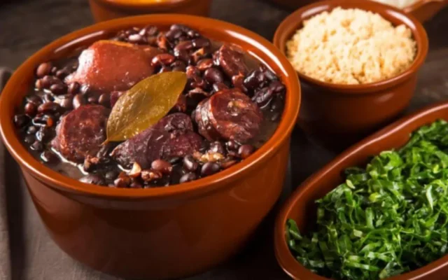 Como fazer Feijoada na Panela de Pressão?