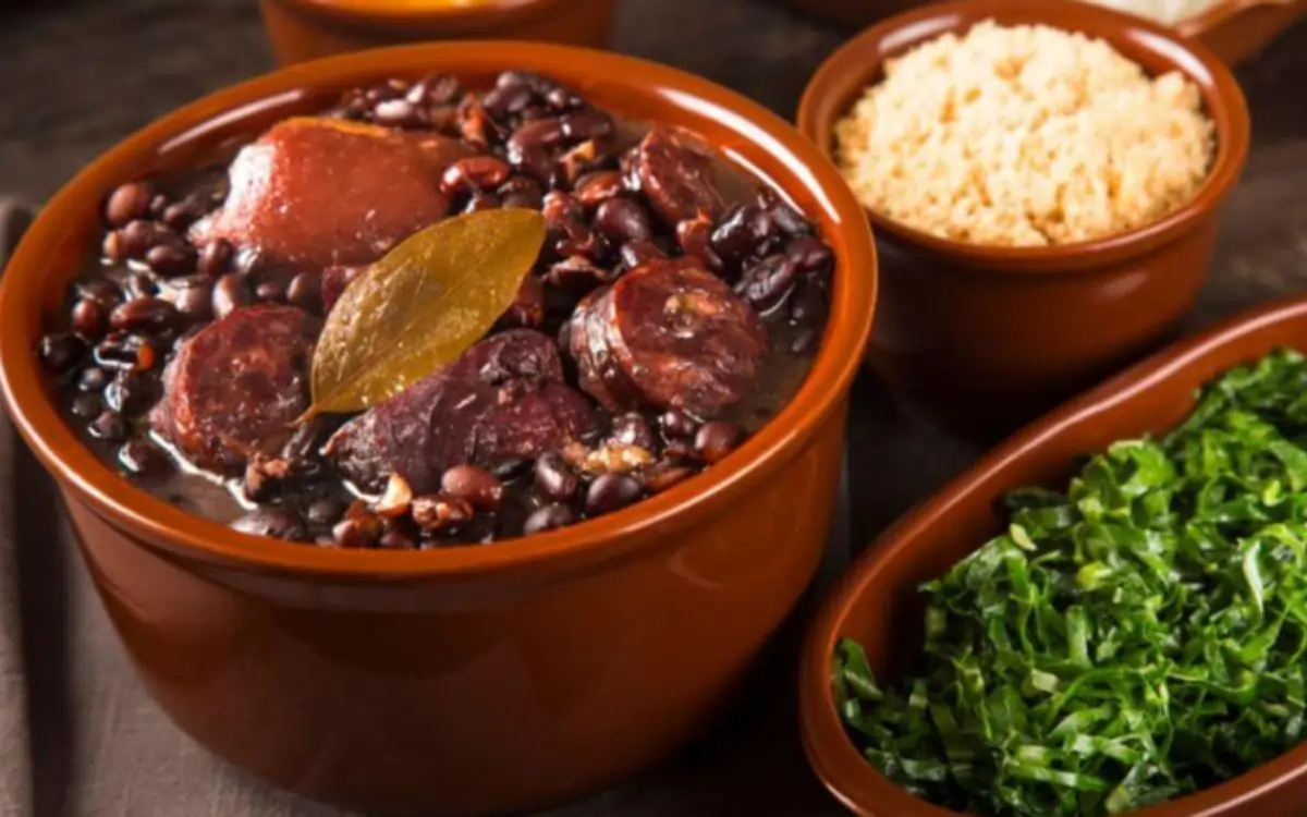 Como fazer Feijoada na Panela de Pressão?