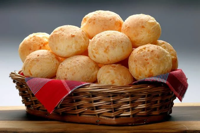 Pão de queijo feito na Air Fryer