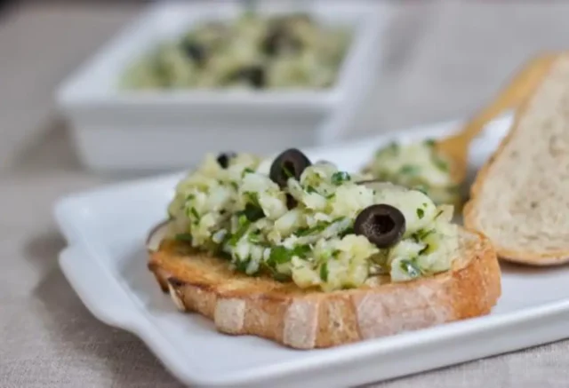 Punheta de Bacalhau: Uma Delícia da Culinária Portuguesa