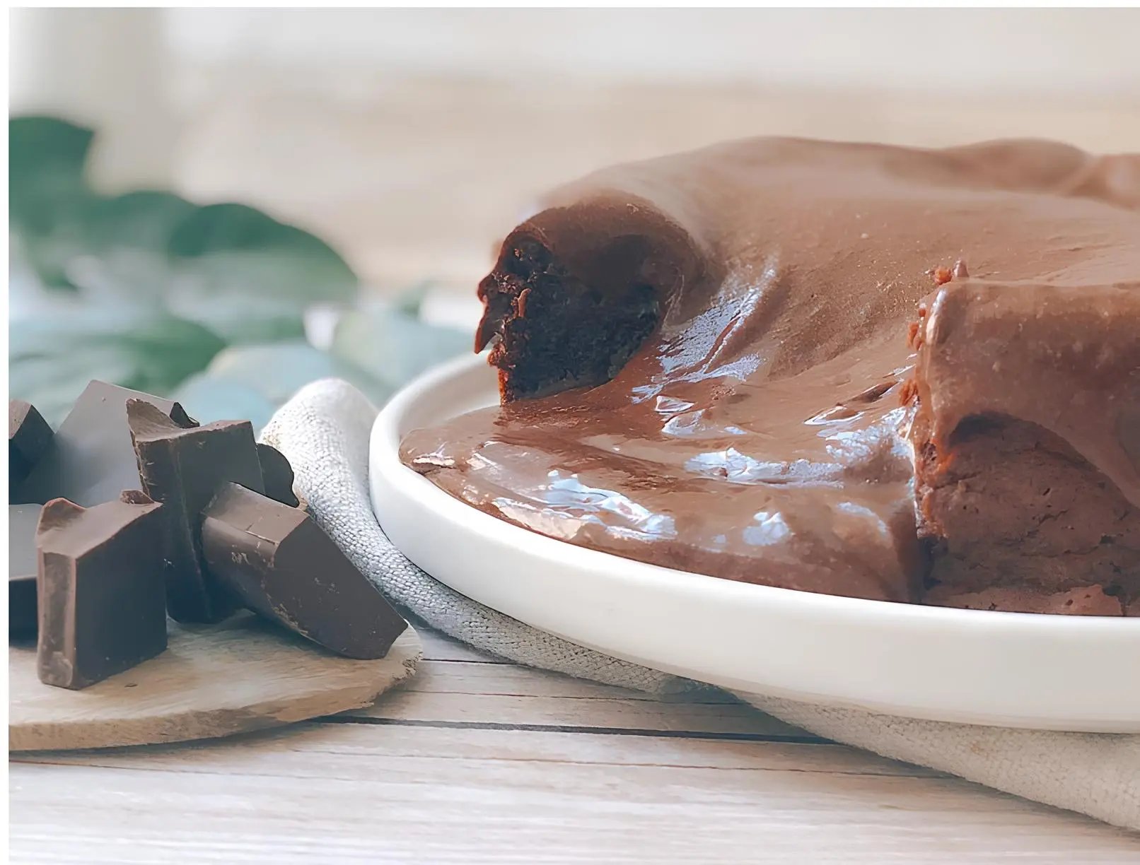 Bolo-mousse-de-chocolate-delicioso