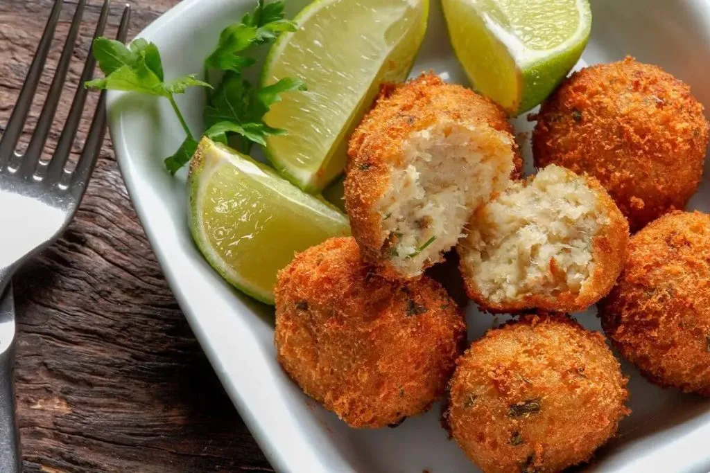 Dicas-de-como-fazer-bolinho-de-bacalhau