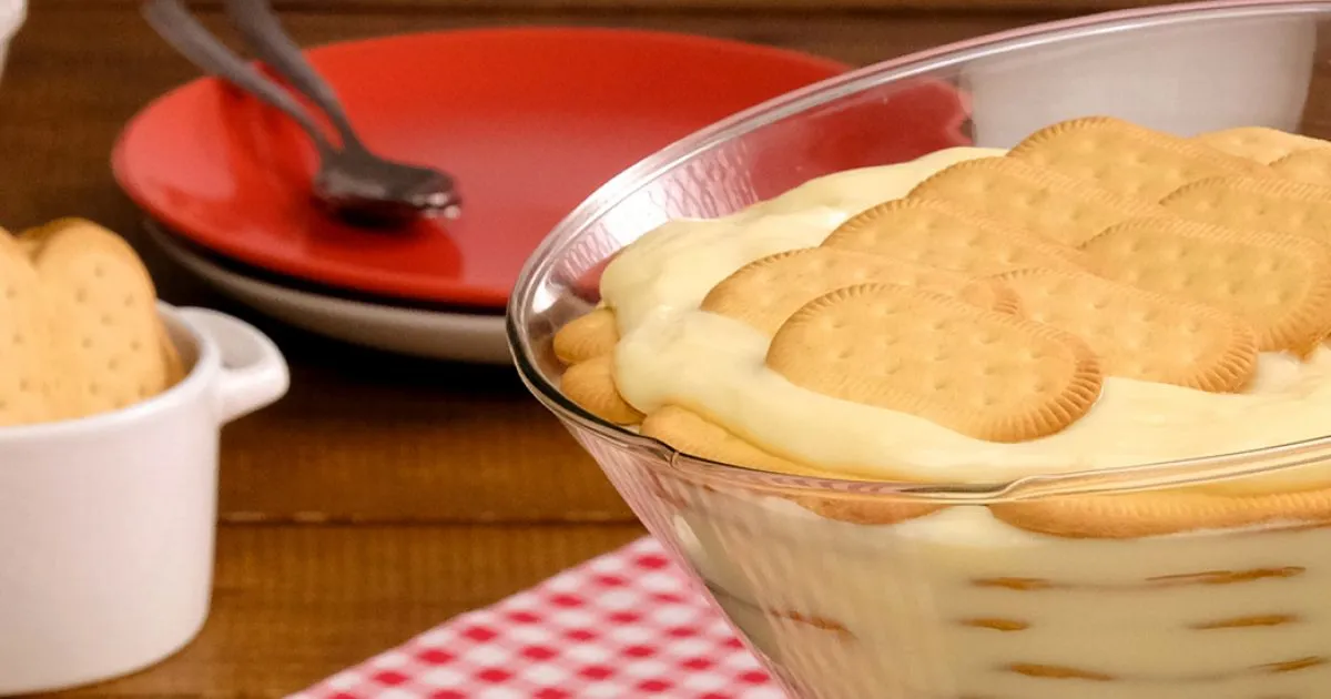 pave-leite-ninho-com-bolacha-maizena-delicioso