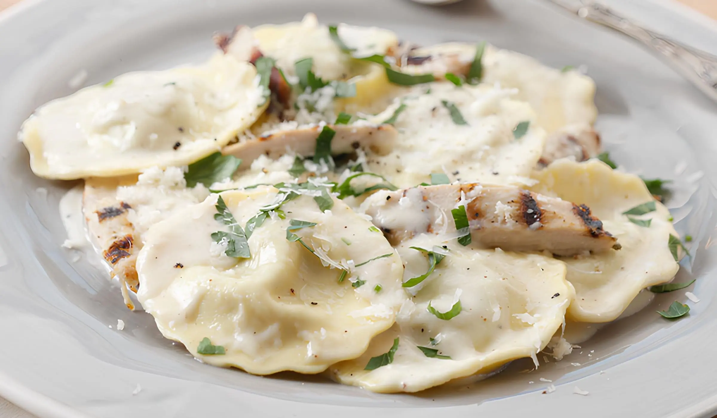 Ravioli com Champignon e Funghi Porcini