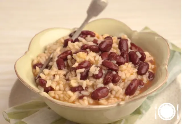 Arroz de Feijão: Uma Receita Clássica e Aconchegante