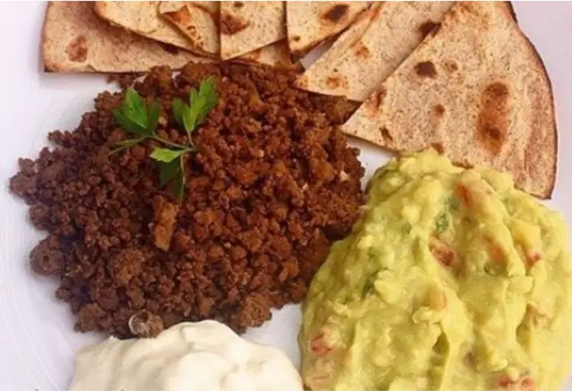 Guacamole com Carne Moída