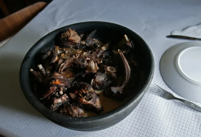 Chanfana Miranda do Corvo: A Tradição e Sabor Autêntico da Culinária Portuguesa