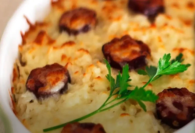 Como fazer Arroz de Pato Gratinado com Queijo?