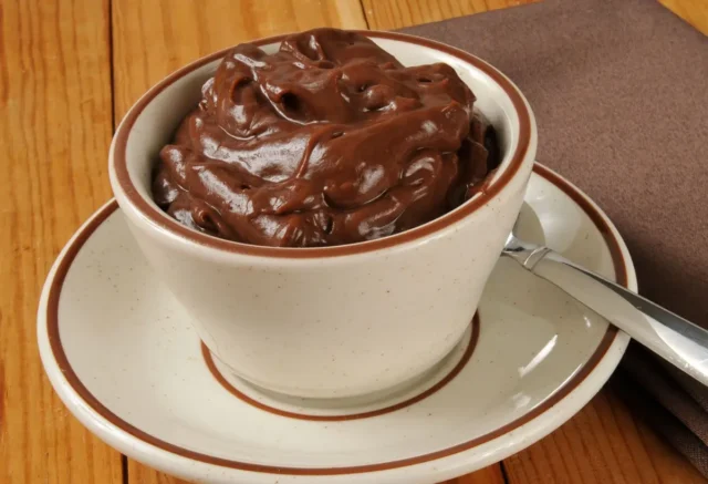 Brigadeiro de Microondas: Praticidade e Sabor em Minutos