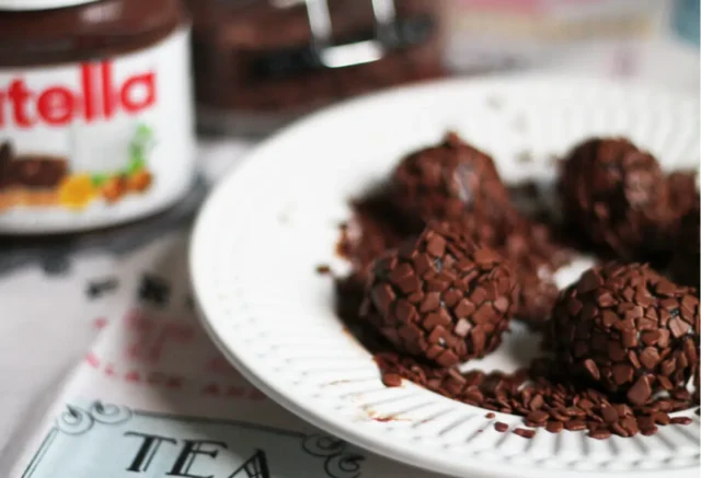 Brigadeiro de Nutella: Indulgência Suprema em Forma de Doce