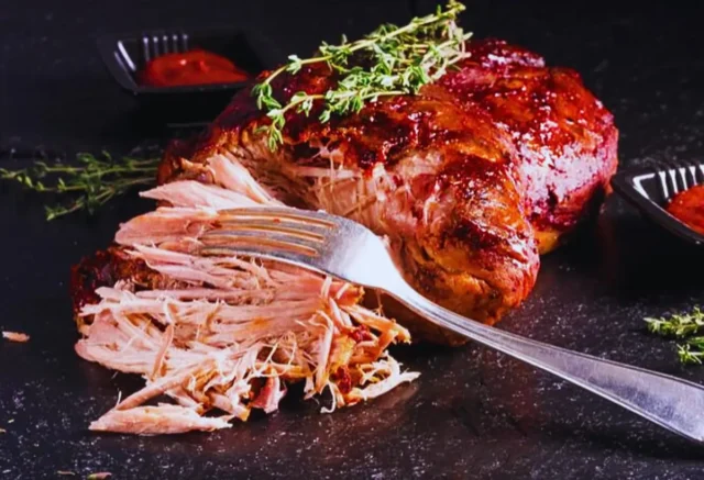 Pernil na Panela de Pressão: Suculento e Prático para o Dia a Dia