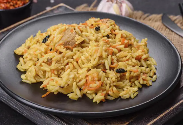 Arroz com Frango Desfiado