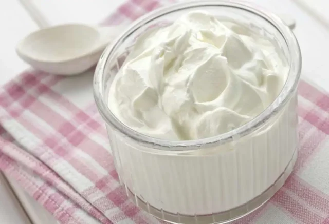 Como fazer creme fraiche?