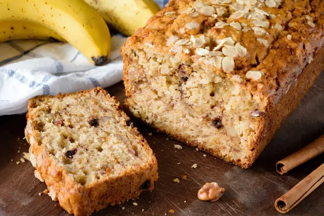 Banana Bread com Crocante de Aveia